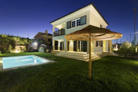 4 Bedroom House, Cascais - Photo 4