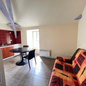 Location Appartement 1 pièce 24m² BOURGES 18000 - Photo 2