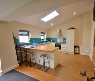 2 bedroom barn conversion to rent - Photo 2