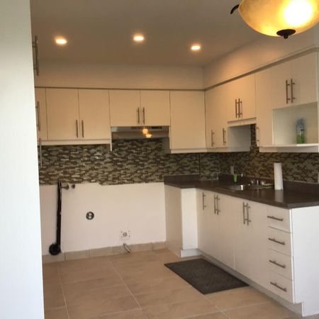 appartement a louer 3 e.etages 4-1/2 non chauffée - Photo 4