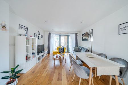 Eythorne Road, London, SW9 - Photo 2