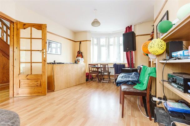 4 bedroom terraced house to rent - Photo 1