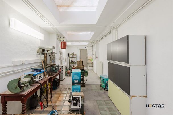 Handelshuis met appartement op uiterst interessante locatie - Foto 1