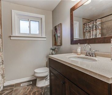 For Lease - 209 Central Park Boulevard, Oshawa, Ontario - Photo 3