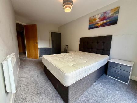 2 bedroom apartment to rent - Photo 3