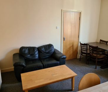 Flat 3 34, Derby Road, Manchester, M14 - Photo 4