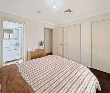 Stylish living in a prime location - Photo 6