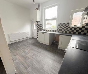 2 bedroom terraced house to rent - Photo 6