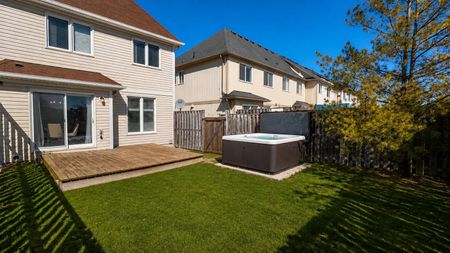 For Lease - 26 Duncan Avenue, Brantford, Ontario - Photo 4