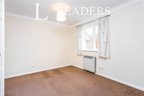 2 bedroom house to rent Court Road, Lewes, BN7 - Photo 1