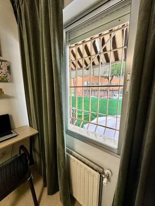 Calle de Valencia, Pozuelo de Alarcón, Community of Madrid 28223 - Photo 1