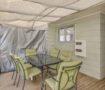 Spacious and Cozy home in Massey - Photo 3