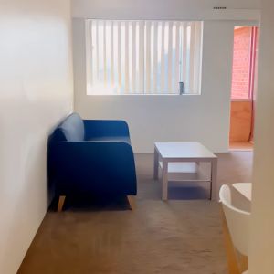 2 bed 1 bath*21 - Photo 2