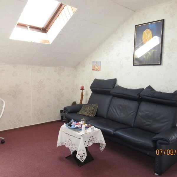 4040 Urfahr, Leonfeldnerstr.283: Einfache 4 Zimmerwohnung, 81m2 WNFL, ablösefreie Küche, Balkon, DG, 2.Stock - Foto 1