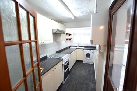 Kent Road, kent, London - Photo 4