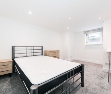 Winston Gardens, Headingley, Leeds - Photo 5