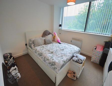 2 Bedroom Apartment To Let - Photo 2