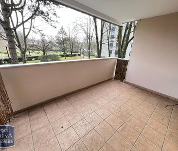 Location Appartement 3 pièces 75m² VELIZY VILLACOUBLAY 78140 - Photo 3