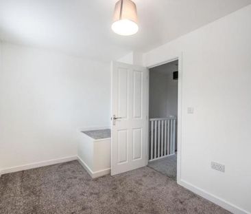 2 bed terraced house to rent in Potter Street, Old St Melons, Cardi... - Photo 6