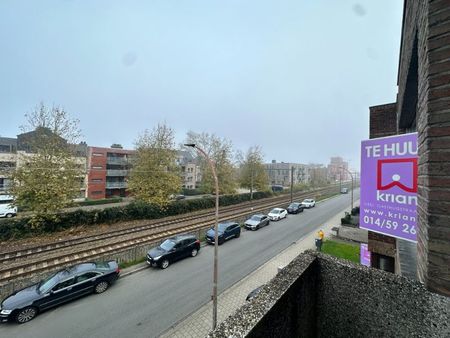 Leuk 2 slaapkamer appartement in het hartje van Geel met parking - Foto 4