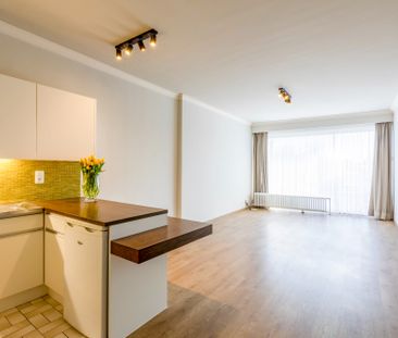 Goed gelegen en volledig instap klaar 1-slaapkamer appartement - Photo 4