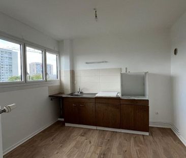 Appartement à louer, 1 pièce - Angers 49000 - Photo 2