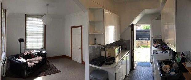 4 bedroom house to rent - Photo 1