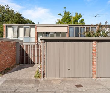 2/26 Gordon Street, Balwyn - Photo 4