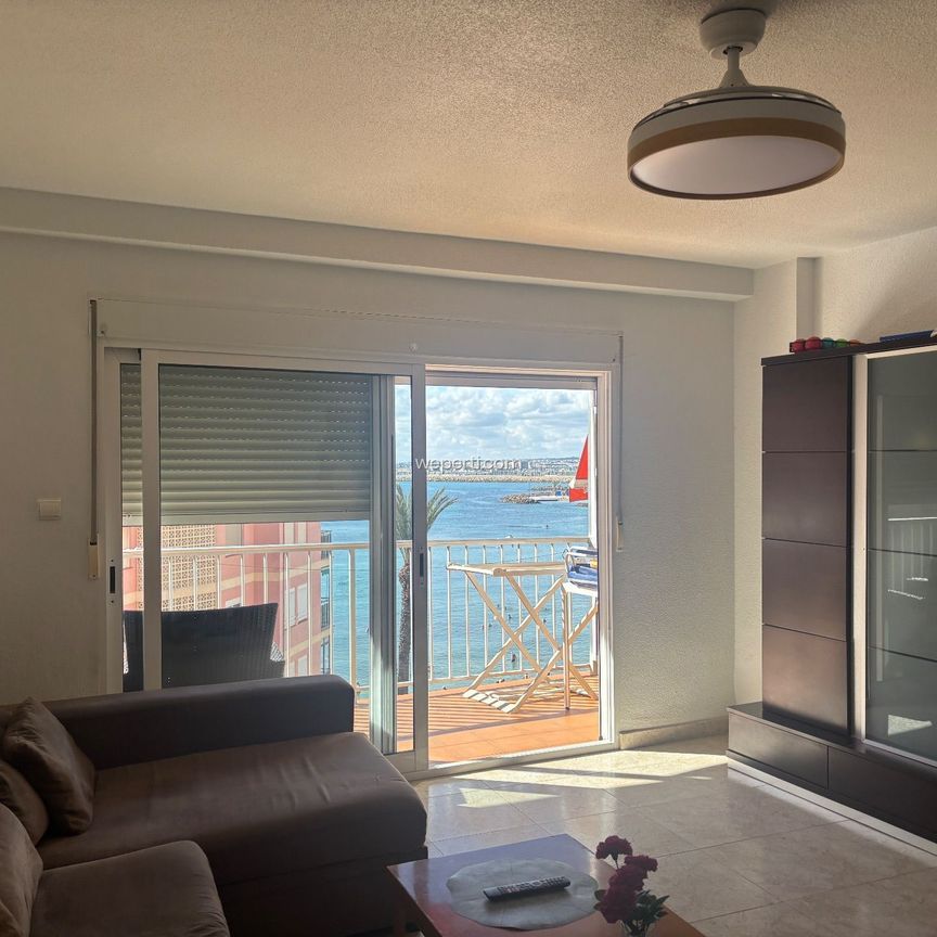 Apartment in Torrevieja, playa del cura, for rent - Photo 1