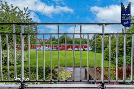 3 bedroom apartment to rent - Photo 4