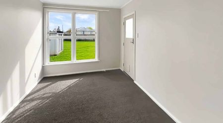 Modern Three Bedrooms - BULLS - Photo 2