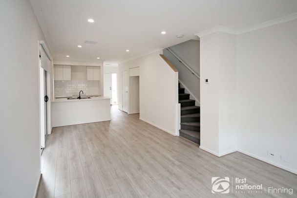 16 Lapis Street, Clyde - Photo 1