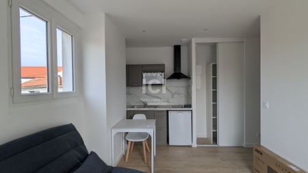 APPARTEMENT MEUBLE STUDIO 17.5M² - LA CHAPELLE HEULIN - Photo 3