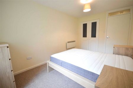 Spathfield Court, Holmfield Close, Heaton Chapel, Stockport, SK4 2RR - Photo 3