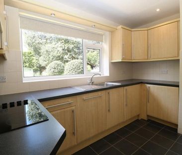 2 bedroom maisonette to rent - Photo 3