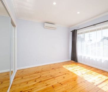 Lovely Modern Home in Prime North Shepparton Location - Photo 4