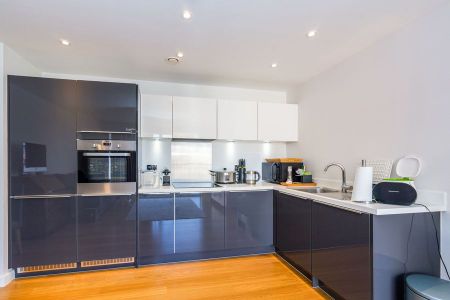 1 bedroom apartment to rent - Photo 4