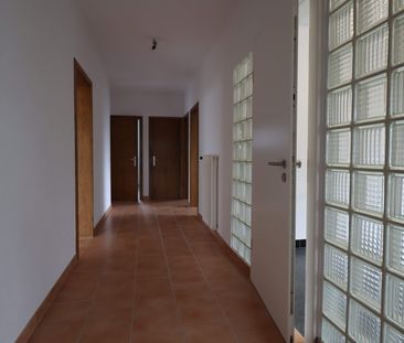 Schicke, renovierte Etagenwohnung - 3 Schlafzimmer - kein Aufzug - Photo 4