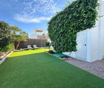 Casa o chalet de alquiler en Lomas de Cabo Roig - Los Dolses - Photo 5