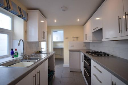 2 bedroom cottage to rent - Photo 3