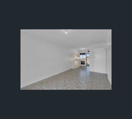 8/60-62 Gloucester Crescent, Shoalwater, WA 6169 - Photo 2
