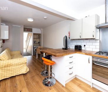 5 bedroom terraced house to rent - Photo 6