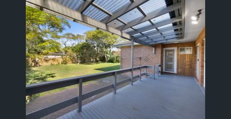 FAMILY HOME IN PRIME LOCATION - Photo 5