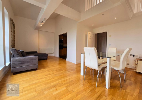 3 bedroom flat to rent - Photo 1