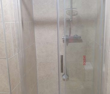 Brand New En-Suite Rooms Near Russell's Hall Hospital Room 2 - Photo 2