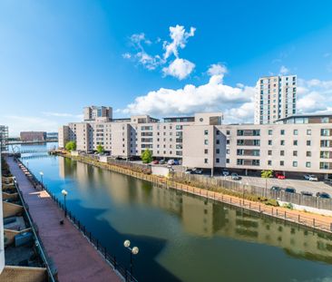 Altair, Celestia, Cardiff Bay - Photo 5