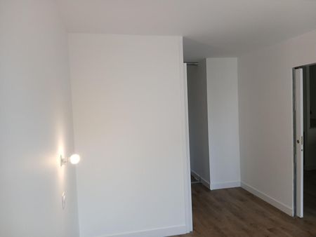 Location Appartement 2 pièces 30m² - Photo 4