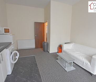 1 Bedroom Flat - Photo 4