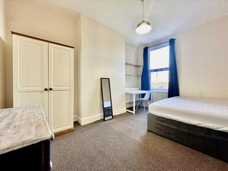 4 bedroom house share to rent - Photo 3