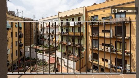 3 room luxury Flat for rent in Barcelona, Spain - Photo 2